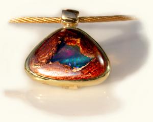 Anhnger Boulderopal 17,24 ct in 750/ooo Gold gefasst 